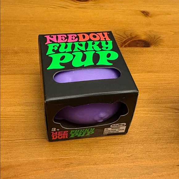 Nee Doh bundle - 7 three mini ,one fuzzball, one pup, one mellow and one splat - Picture 6 of 9